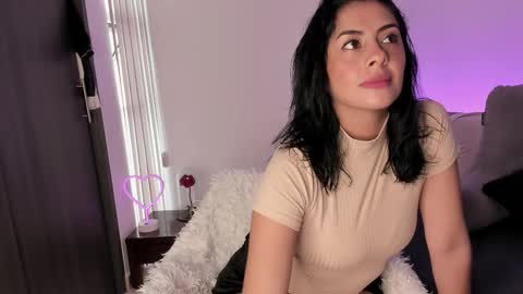   online show from 6, 3, 2025