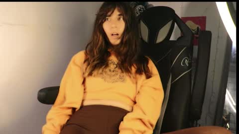 Snapshot of _lucy_white_ chatting on 24, 2, 2026 Lucy online show from 24, 2, 2026