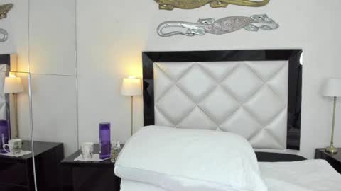  luna  sweet  online show from 6, 3, 2025