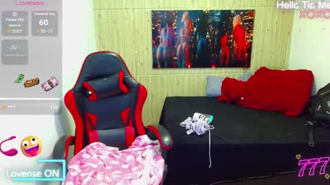 luna torres online show from 17, 4, 2026