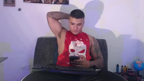 Snapshot of _luxury_23 chatting on 4, 2, 2025 STIVEN online show from 4, 2, 2025