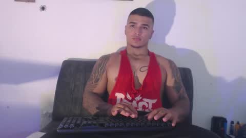 Snapshot of _luxury_23 chatting on 4, 3, 2025 STIVEN online show from 4, 3, 2025