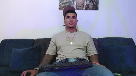 Snapshot of _luxury_23 chatting on 20, 9, 2025 STIVEN online show from 20, 9, 2025