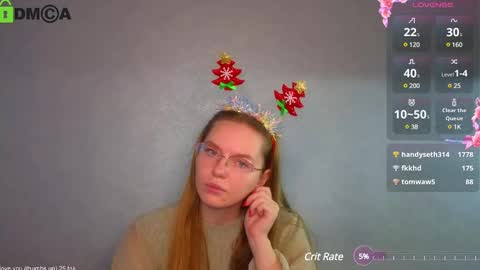 Snapshot of _lysafeta_ chatting on 25, 12, 2024 Welcome guys Pleasure to see you all here My name is Lysafeta and MichaelaTip menu is active Private is open online show from 25, 12, 2024