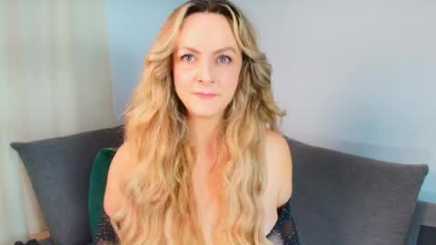 Lady Chanel online show from 13, 3, 2026