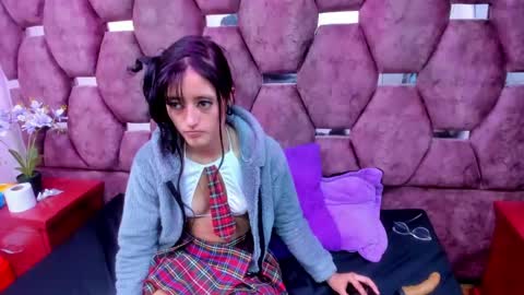 Snapshot of _maleja_19 chatting on 6, 3, 2025 _maleja_19 online show from 6, 3, 2025