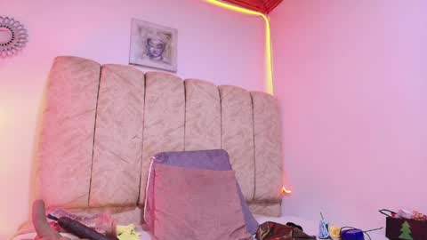 Snapshot of _marcela__ chatting on 30, 4, 2026 _marcela__ online show from 30, 4, 2026