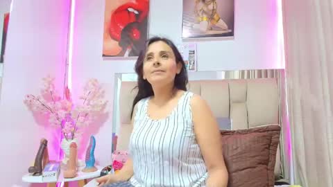 Snapshot of _marcela__ chatting on 18, 5, 2026 _marcela__ online show from 18, 5, 2026