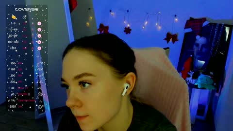 Snapshot of _margoqueen_ chatting on 4, 1, 2025 Margo online show from 4, 1, 2025