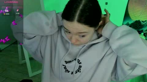 Snapshot of _margoqueen_ chatting on 28, 2, 2025 Margo online show from 28, 2, 2025