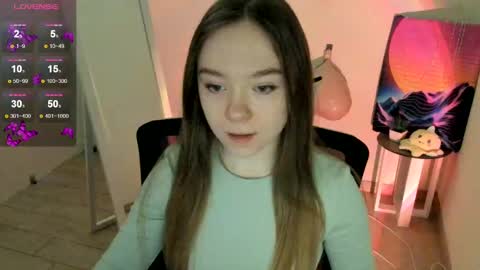 Snapshot of _margoqueen_ chatting on 7, 3, 2025 Margo online show from 7, 3, 2025