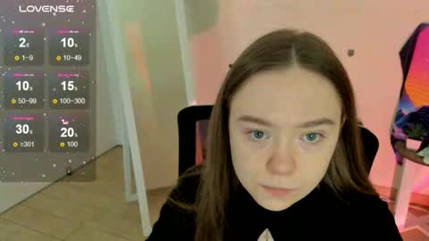 Snapshot of _margoqueen_ chatting on 6, 10, 2025 Margo online show from 6, 10, 2025
