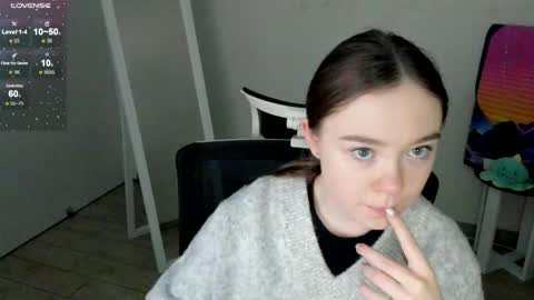 Snapshot of _margoqueen_ chatting on 17, 12, 2025 Margo online show from 17, 12, 2025