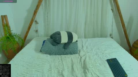 Mariana Fox online show from 9, 4, 2026