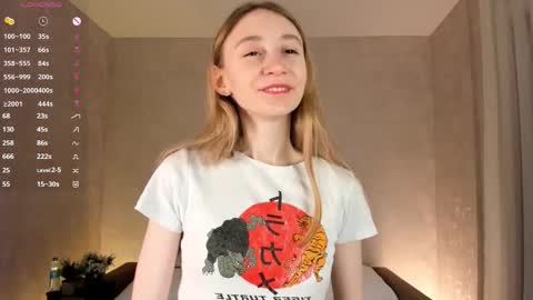 Snapshot of _marvelous_time_ chatting on 8, 11, 2025 Gwen online show from 8, 11, 2025