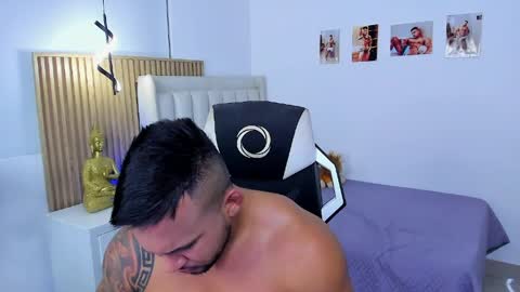 Snapshot of _matthew_santos_ chatting on 19, 4, 2026 _matthew_santos_ online show from 19, 4, 2026