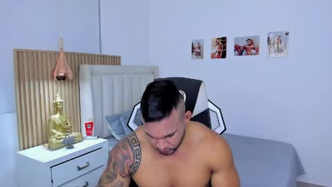 Snapshot of _matthew_santos_ chatting on 22, 4, 2026 _matthew_santos_ online show from 22, 4, 2026