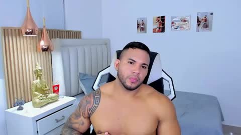 Snapshot of _matthew_santos_ chatting on 6, 5, 2026 _matthew_santos_ online show from 6, 5, 2026