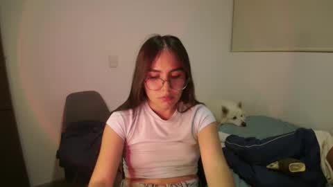 max and abby online show from 23, 4, 2026