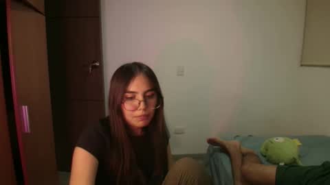 Snapshot of _maxxx1_ chatting on 28, 4, 2026 max and abby online show from 28, 4, 2026