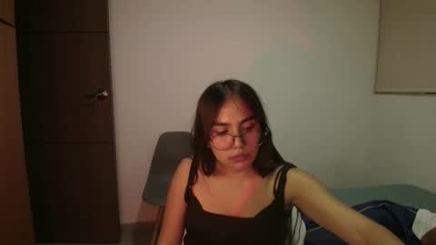 Snapshot of _maxxx1_ chatting on 29, 4, 2026 max and abby online show from 29, 4, 2026