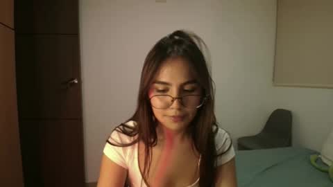 Snapshot of _maxxx1_ chatting on 5, 5, 2026 max and abby online show from 5, 5, 2026