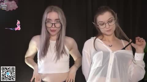 Elva and Kate  online show from 3, 10, 2025