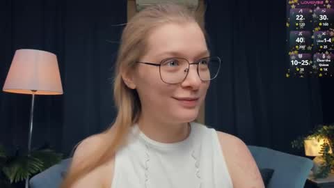 Elva and Kate  online show from 9, 11, 2025