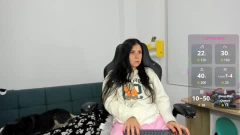 Snapshot of _megganjobs chatting on 1, 11, 2025 Juli online show from 1, 11, 2025