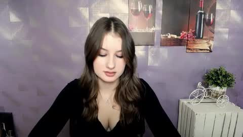 Snapshot of _miaangel_ chatting on 13, 11, 2025 Mia online show from 13, 11, 2025