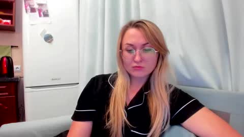 Eva online show from 10, 10, 2025