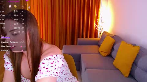 Mia online show from 6, 3, 2025