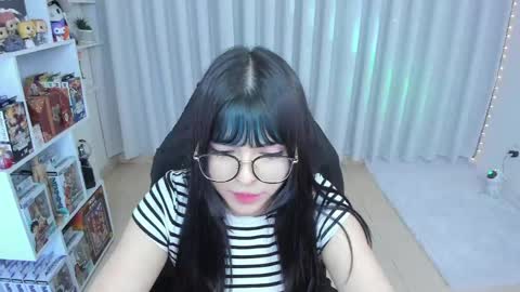 Hanna  Idependent Model   online show from 16, 5, 2026