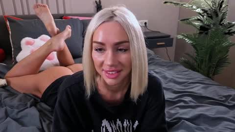 alienmito online show from 18, 2, 2026