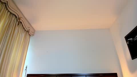 mizuki  online show from 20, 2, 2025