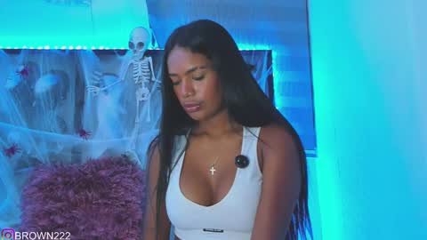 naomi brown online show from 13, 10, 2025