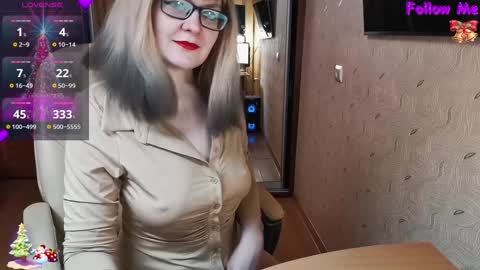 MagicWoman online show from 12, 1, 2025