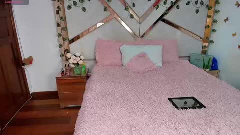 Snapshot of _natashaa19 chatting on 19, 9, 2025 Natasha Rodriguez independent model online show from 19, 9, 2025
