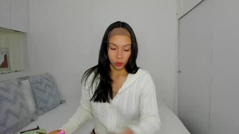 independent model natha online show from 16, 4, 2026