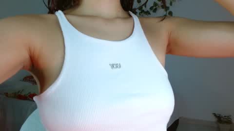 Snapshot of _nayade_ chatting on 16, 2, 2025 _nayade_ online show from 16, 2, 2025