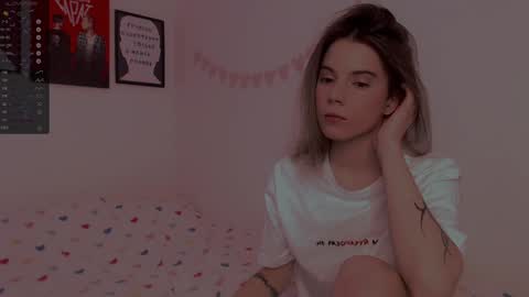 Snapshot of _ni_kiss chatting on 12, 1, 2025 Nika online show from 12, 1, 2025