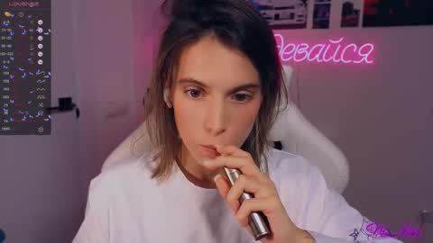 Snapshot of _ni_kiss chatting on 24, 9, 2025 Nika online show from 24, 9, 2025