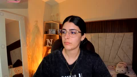 Snapshot of _niah_ chatting on 13, 1, 2026 Niah You can call me Ni or cutie haha online show from 13, 1, 2026