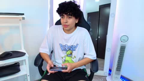 Nicolas online show from 15, 1, 2025