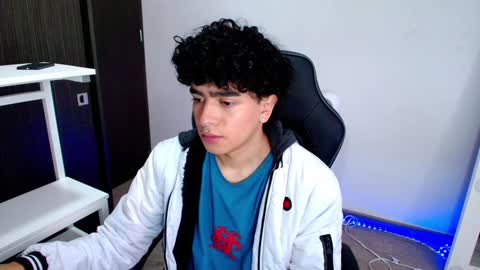 Snapshot of _nickconnor1 chatting on 4, 2, 2025 Nicolas online show from 4, 2, 2025