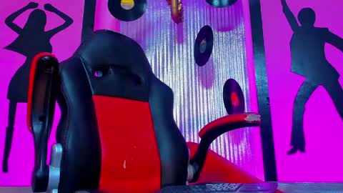 Nicky  Please help me with your thumbs up its importan online show from 16, 4, 2026