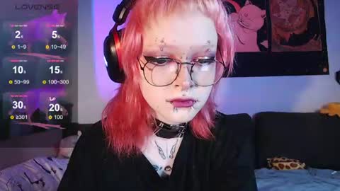 Nicole online show from 12, 6, 2026