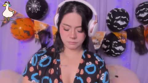 niiky online show from 17, 10, 2025