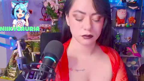 niiky online show from 15, 2, 2026