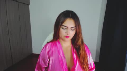 Nina  online show from 13, 12, 2024